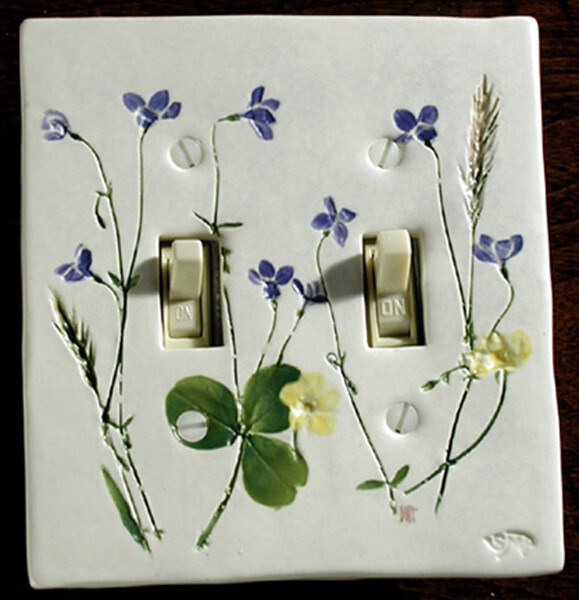 Switch Double &amp; 4 Screws Bluets and Cinquefoil