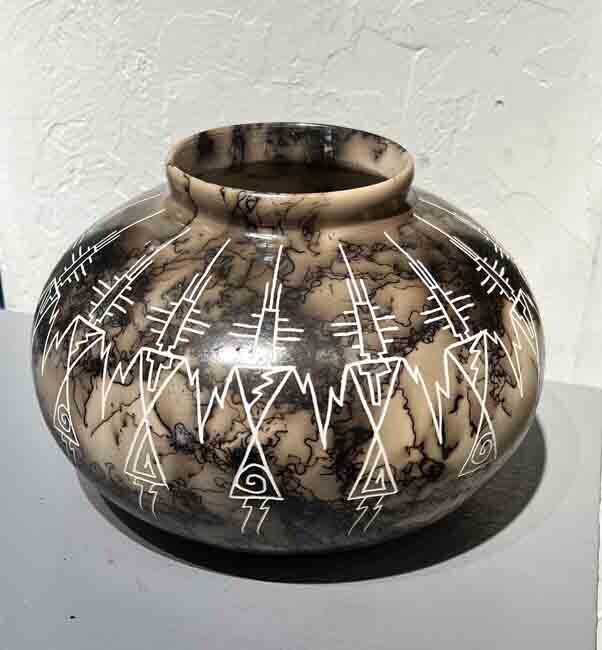 "KACHINA SUN VASE" Horsehair Etched Vase NHP18 7.5x9 Acoma - Gary Yellow Horse