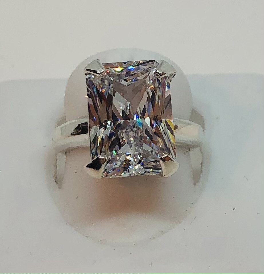 SILVER 10X14MM WHITE CZ RING KWH13, Size: 6