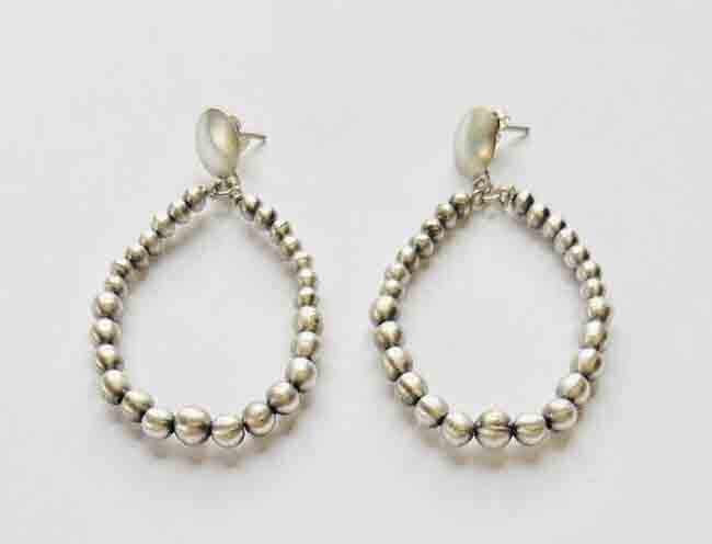 SILVER NAVAJO PEARL EARRINGS NAVAJO-JAN MARIANO