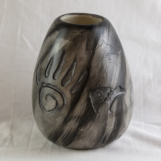 &quot;SHAMAN TALES&quot; Petroglyph Pottery 6x4.5