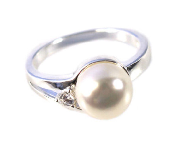 SILVER PEARL &amp; CZ RING