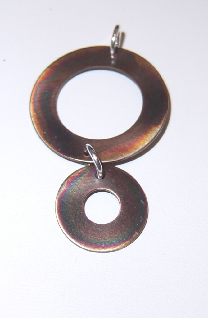 BRONZE FLAME KISSED PENDANT KAP007/3