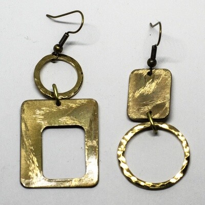 BRASS TEXTURED EARRINGS KAE54 BRASS TEXTURED EARRINGS KAE54