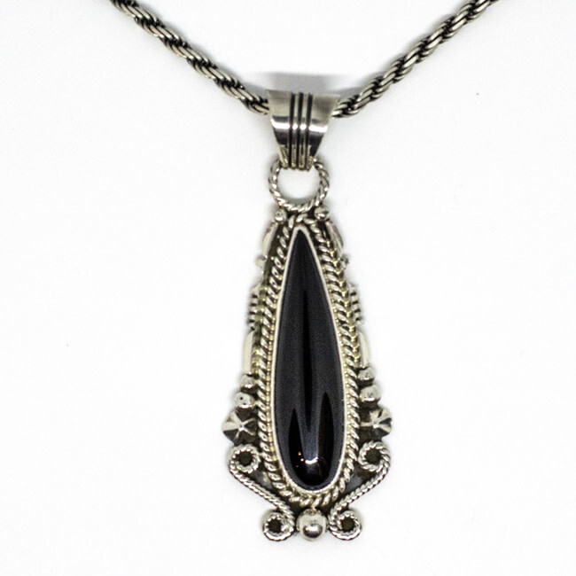 SILVER ONYX PENDANT NAVAJO - DANIEL BENALLY