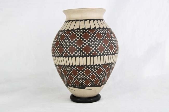MATA ORTIZ VASE-JUAN RODRIGUEZ