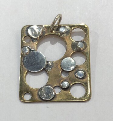 MIXED METALS PENDANT KAP038