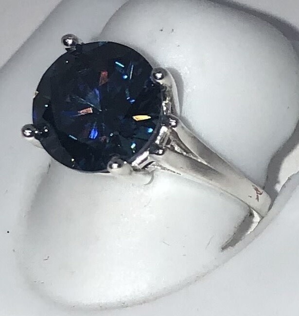 SILVER 10MM SAPPHIRE CZ RING KWH05