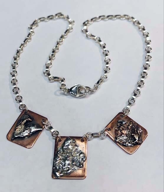 MIXED METALS NECKLACE KAN020