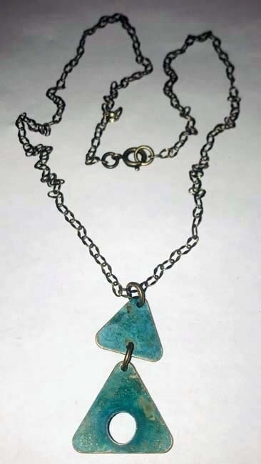 BRASS PATINA NECKLACE KAN58