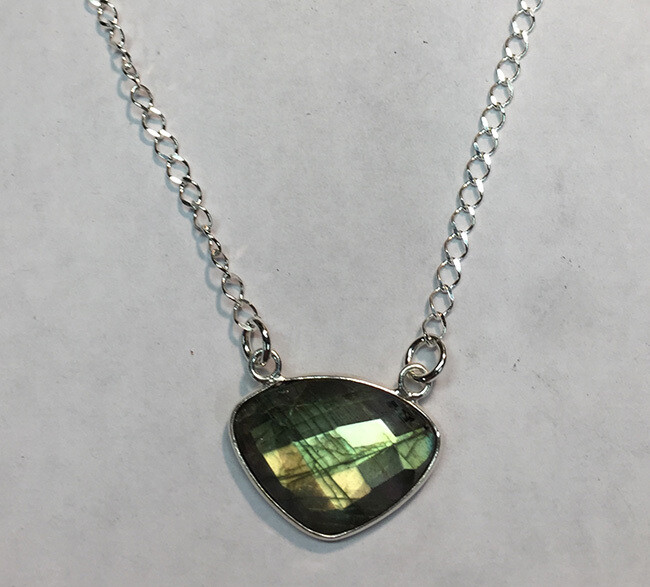 SILVER FACETED LABRADORITE NECKLACE