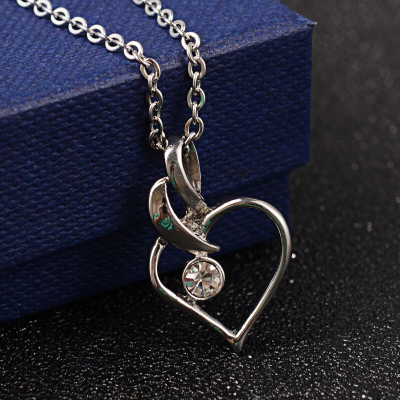 STAINLESS HEART CZ NECKLACE FJNBS