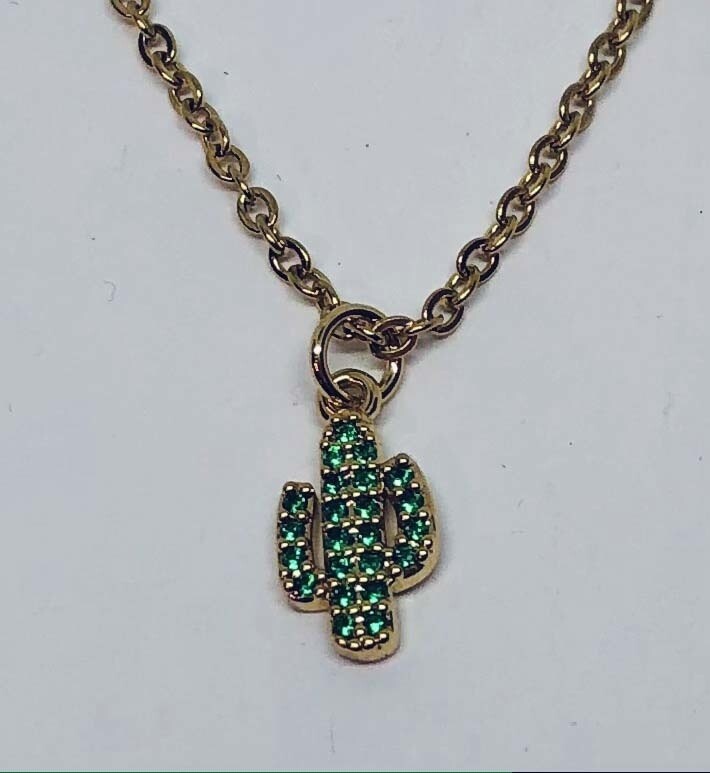 GOLD STAINLESS SAGUARO CZ NECKLACE FJN8E