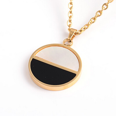 *GOLD STAINLESS SHELL NECKLACE FJNC-18