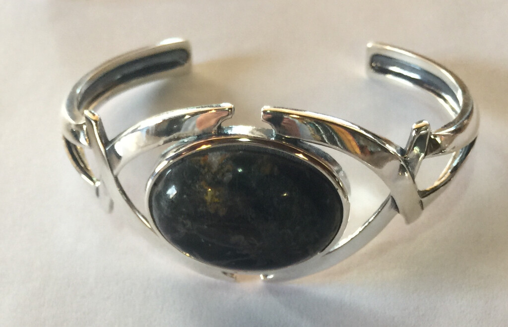 SILVER JADE BRACELET