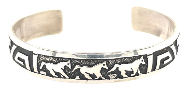 SILVER HORSE CUFF BRACELET NAVAJO - T&amp;R SINGER