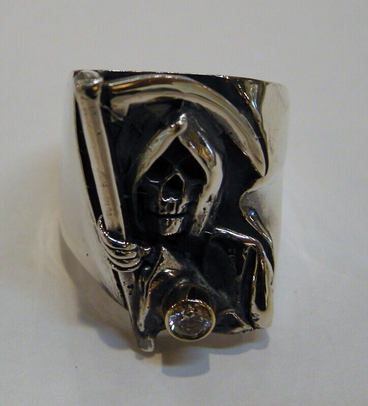 SS/14KT RING W/REAPER &amp; 4MMCZ
