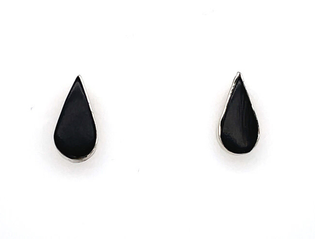 SILVER ONYX EARRINGS ZUNI - JUDITH HOMER