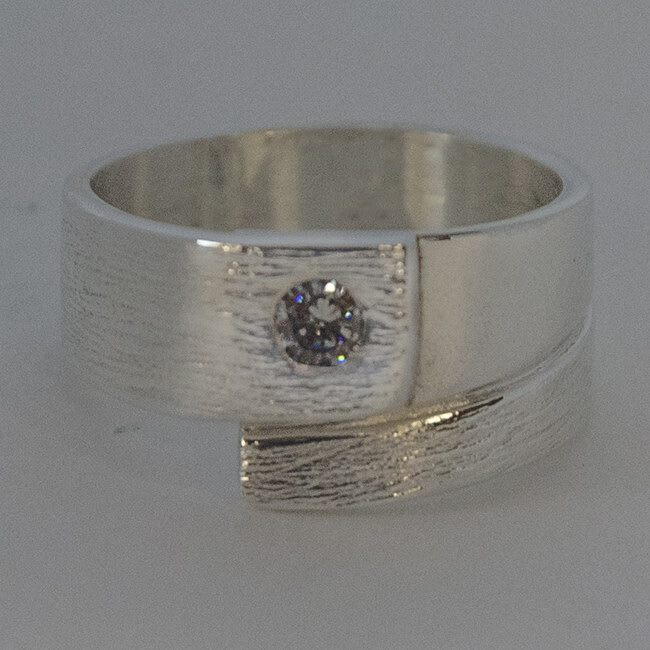 SILVER CZ WRAP RING-9.5