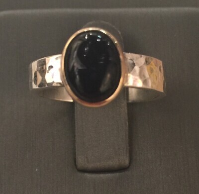 SS/14KT 5MM HMRD RING W/10X8MM BLK ONYX