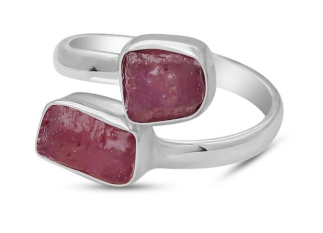 SILVER CROSS-OVER RUBY RING