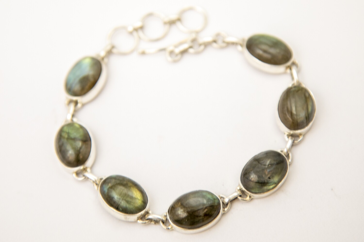 SILVER LABRADORITE OVAL BRACELET