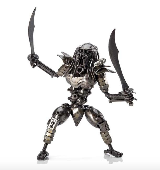 "PREDATOR W/2 LARGE DUAL SWORDS "