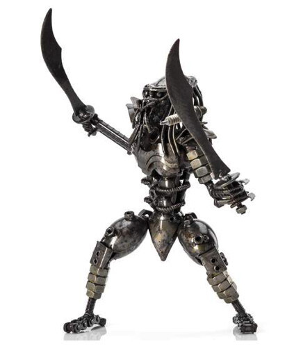 "PREDATOR W/2 LARGE DUAL SWORDS "