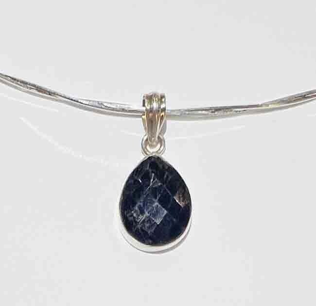 SILVER TEARDROP SAPPHIRE PENDANT