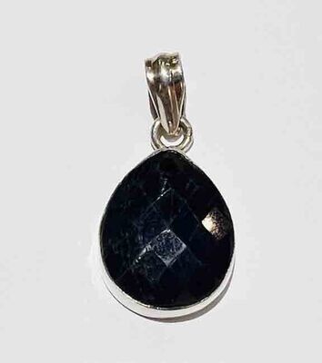SILVER TEARDROP SAPPHIRE PENDANT