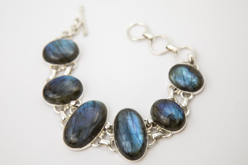 SILVER LABRADORITE LARGE OVAL LINK BRACELET