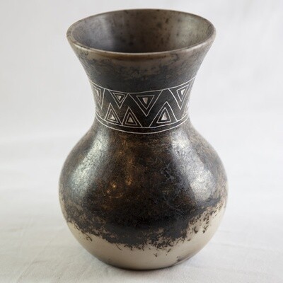 &quot;FLARE VASE&quot; Horsehair Pottery NHP53 7X4.5