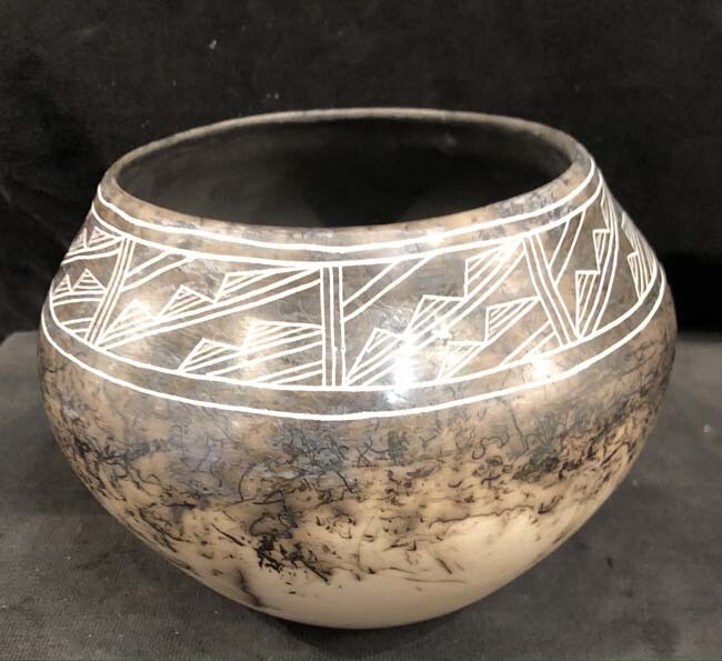 &quot;GEO DESIGN POT&quot; Horsehair Pottery NHP39 5X6