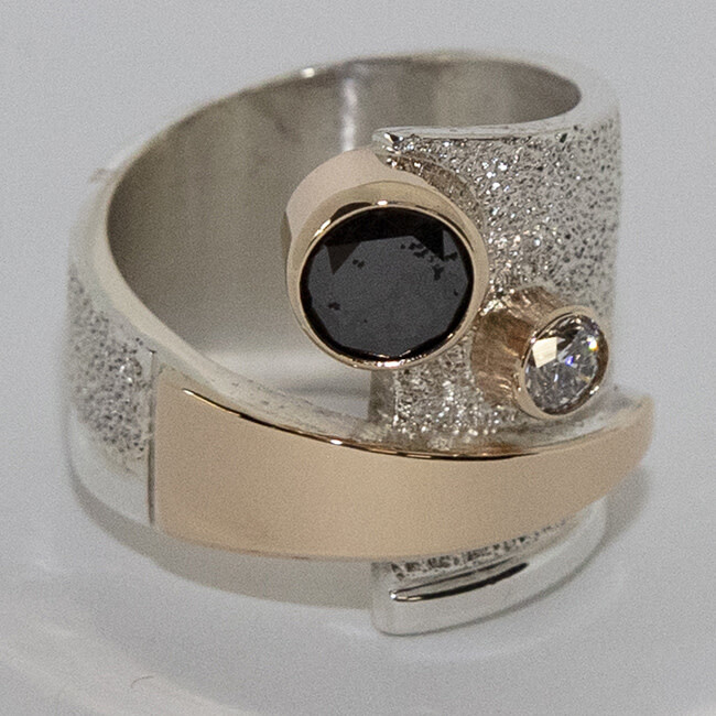 SILVER/GOLD BLACK &amp; WHITE DIAMONDS WRAP RING-7