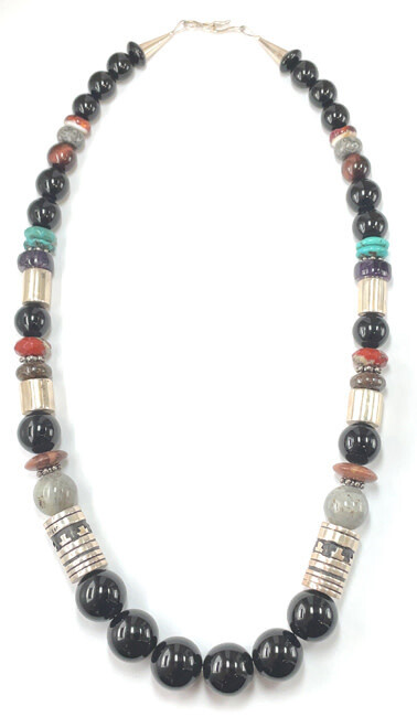 SILVER BEADED NECKLACE NAVAJO - T&amp;R SINGER