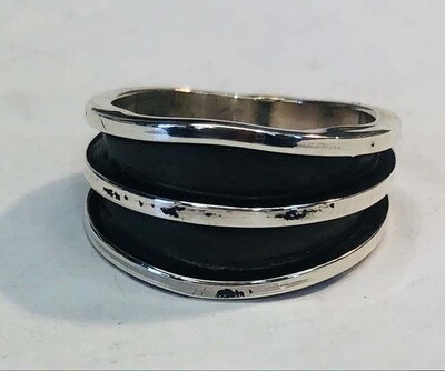 SILVER 3 BAND RING NAVAJO - TOM HAWK SIZE 7.5