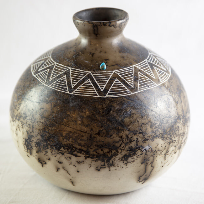 &quot;V-SHAPE W/TURQ VASE&quot; Horsehair Pottery NHP57 7X6