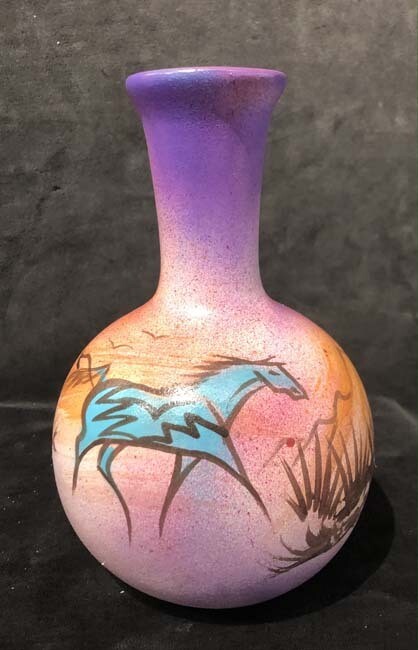 &quot;SW NAVAJO VASE&quot; Painted Pottery 8x5