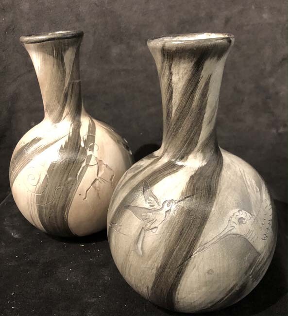 &quot;SMALL NAVAJO VASE&quot; Petroglyph Pottery 8x4