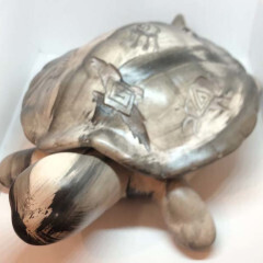 &quot;SM. TURTLE W/SHELL&quot; Petroglyph Pottery 7x5x3