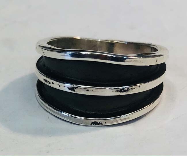 SILVER 3 BAND RING NAVAJO - TOM HAWK SIZE 10
