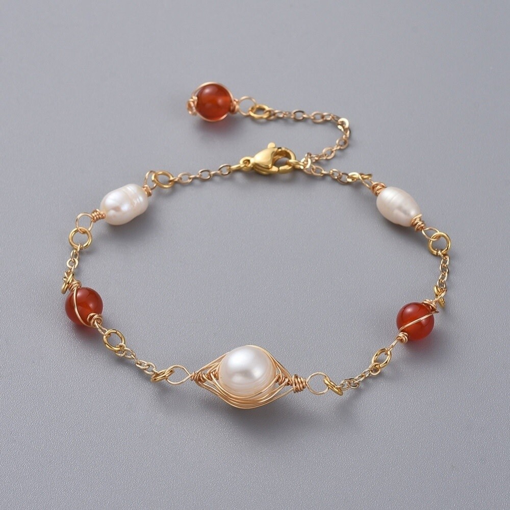 GOLD STAINLESS CARNELIAN &amp; PEARL BRACELET FBJ110