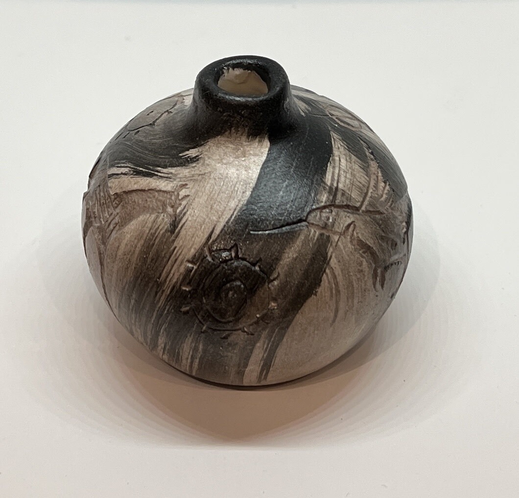 &quot;MINI ROUND SEED POT&quot; Petroglyph Pottery 3x3