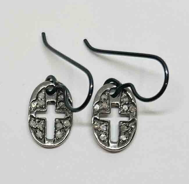 RHODIUM SILVER DIAMOND CROSS EARRINGS ASE156