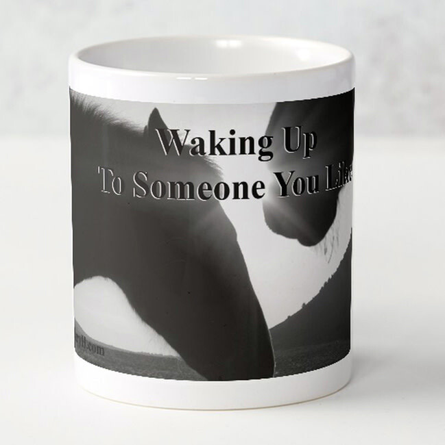 MUG &quot;WAKING UP TO SOMEONE YOU LIKE&quot;