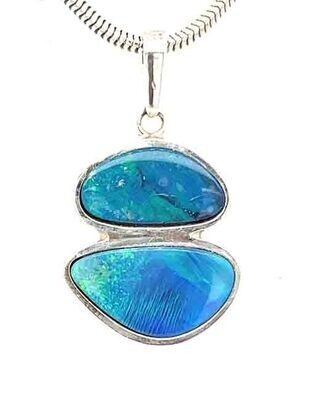SILVER GENUINE BLUE OPAL PENDANT KWH160