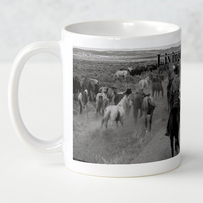 MUG "LIVING IN HARMONY"