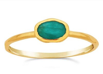 14KT OVAL EMERALD RING SIZE - 7