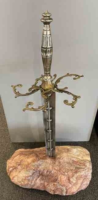 EXCALIBUR I 25&quot; x 14&quot; x 8&quot;