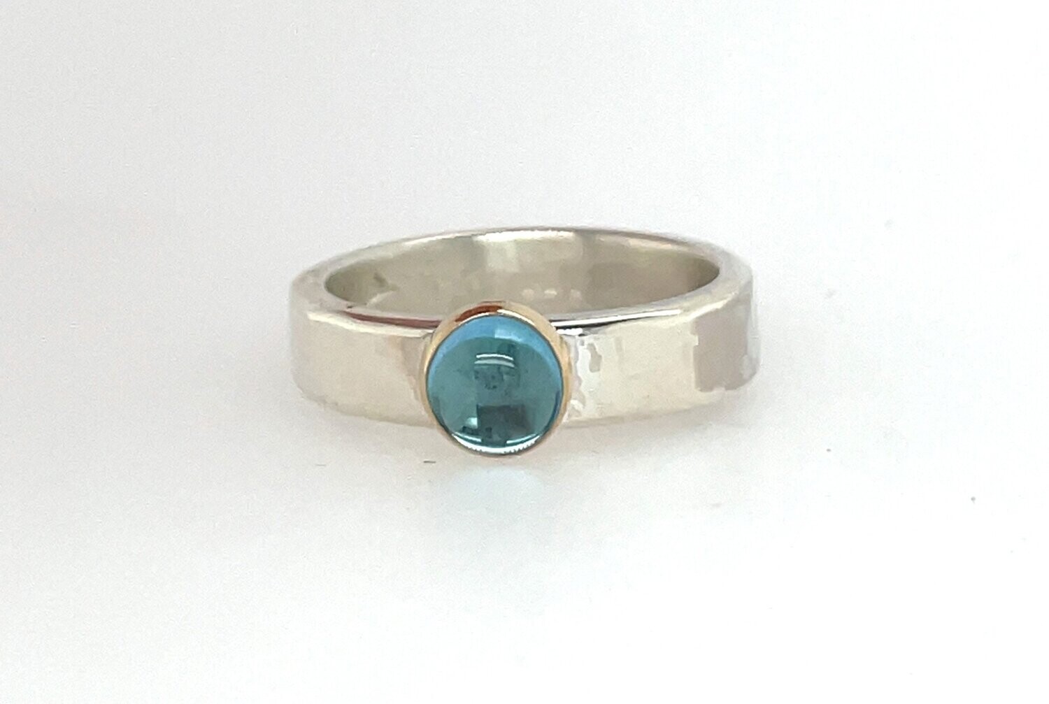 SILVER/14KT HAMMERED AQUAMARINE RING - SIZE 7